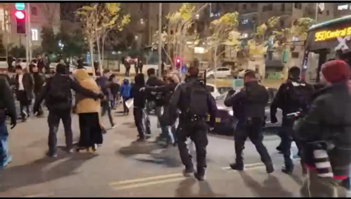 اعتقال 6 مستوطنين خلال تظاهرة بالقدس | فيديو